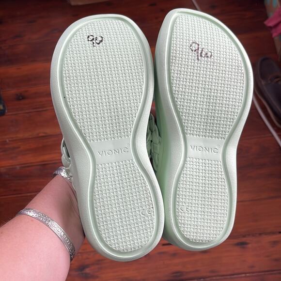 NWOT Vionic Sunrise Kenji braided leather platform flip flop sandal sz 6.5 - Picture 7 of 7